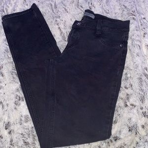 Black jeggings